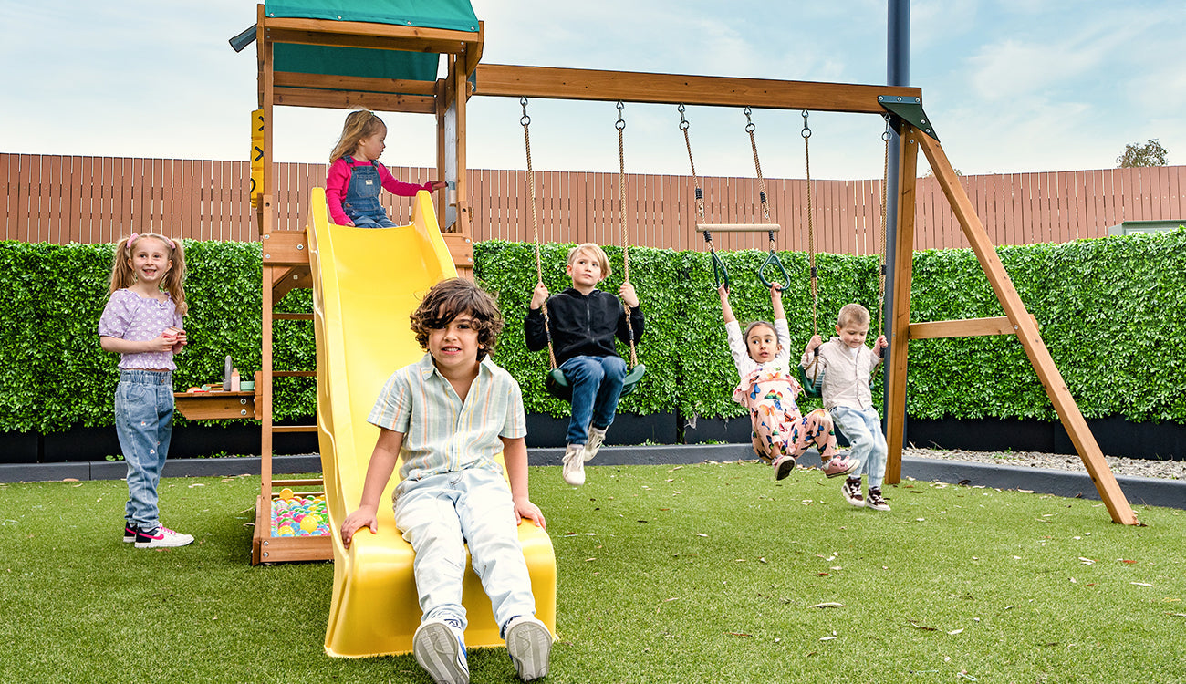 How to Choose the Best Swing Set for Your Backyard