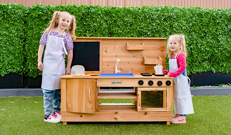 Mud Kitchens / Outdoor Play Kitchens