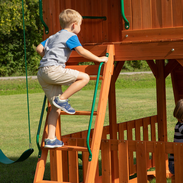 Backyard Discovery Skyfort II Swing & Play Set